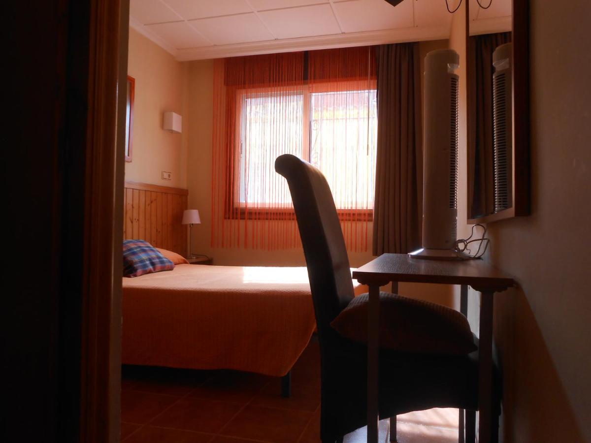 Standard Double Room Fan